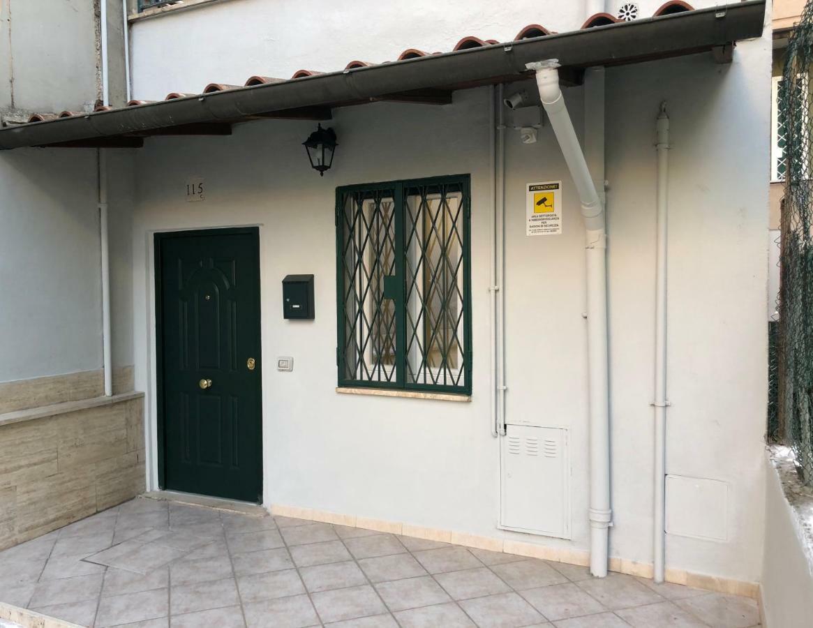 Detached House Garden Rome Apartment Екстериор снимка