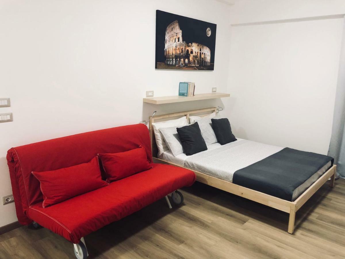 Detached House Garden Rome Apartment Екстериор снимка